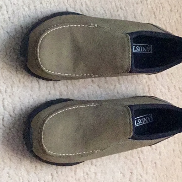 Land’s End Women’s All Weather Suede Slip on Moc - Picture 6 of 6